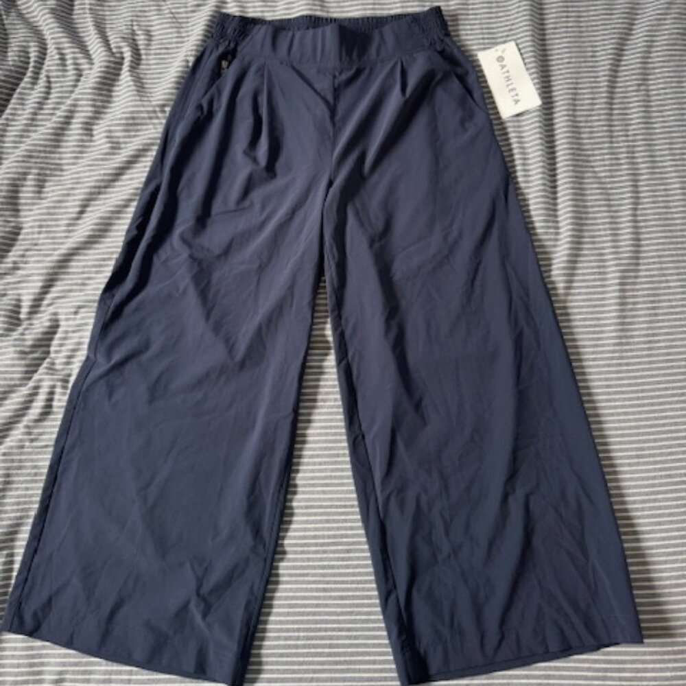 Athleta Brooklyn Wide Leg Crop Pant, Navy, size 4